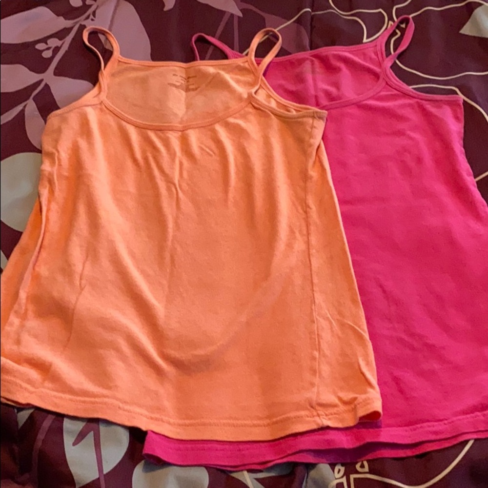Old Navy tanks